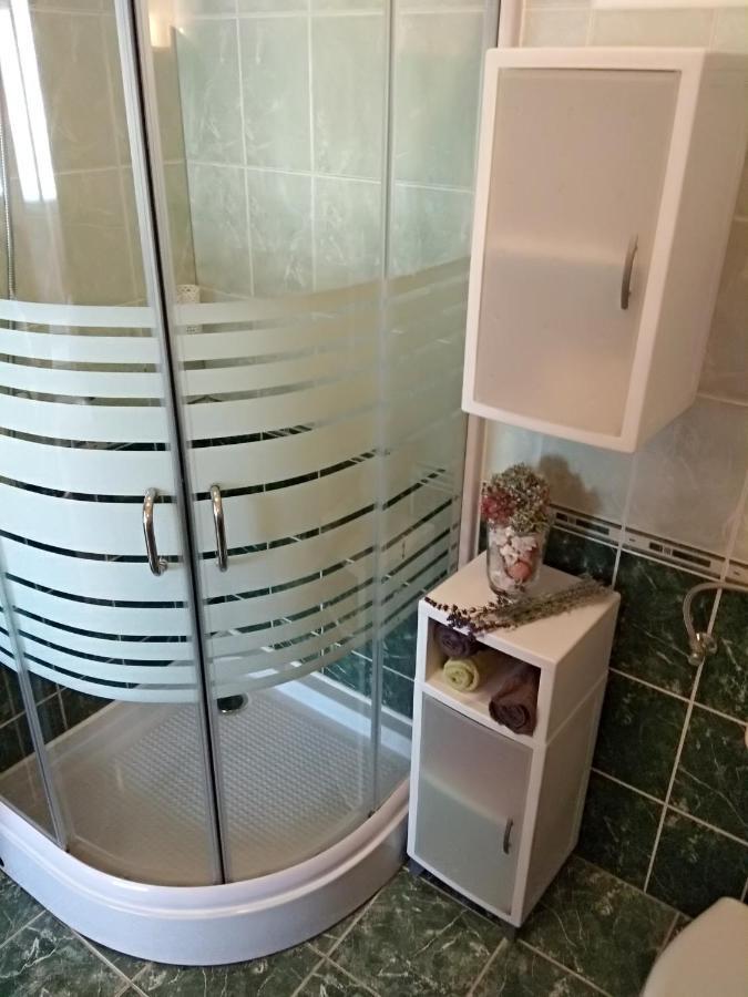 Bük Yellow Apartmanhaz מראה חיצוני תמונה